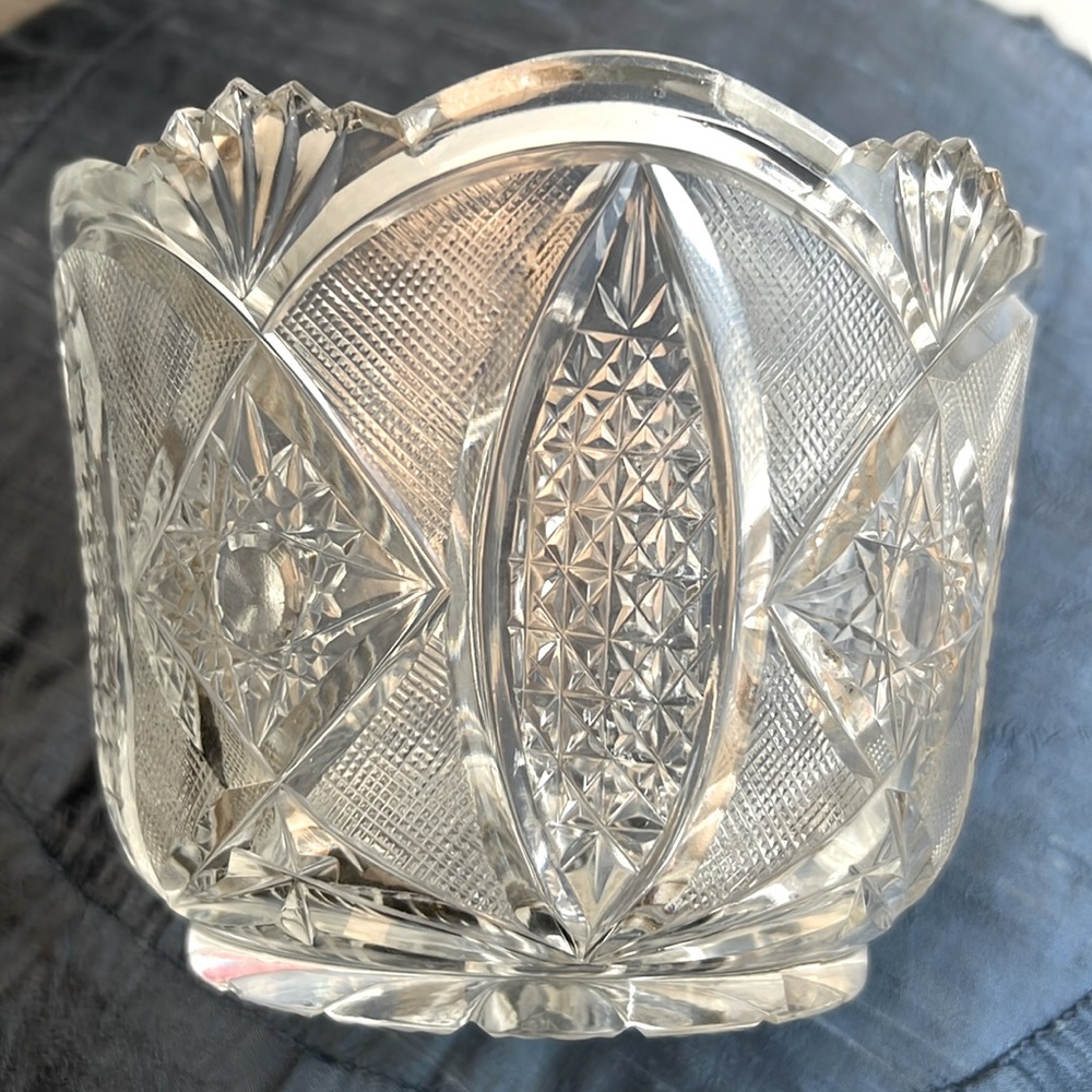 Mid Century Cut Crystal Bowl vintage medium 6”:4”